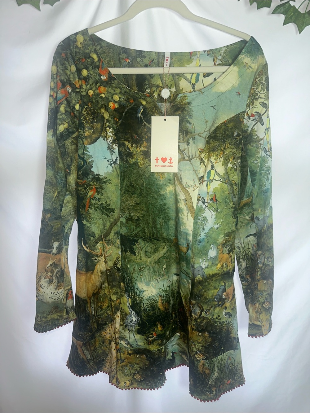 t/o Forest Scene Long Sleeve Tunic - Green